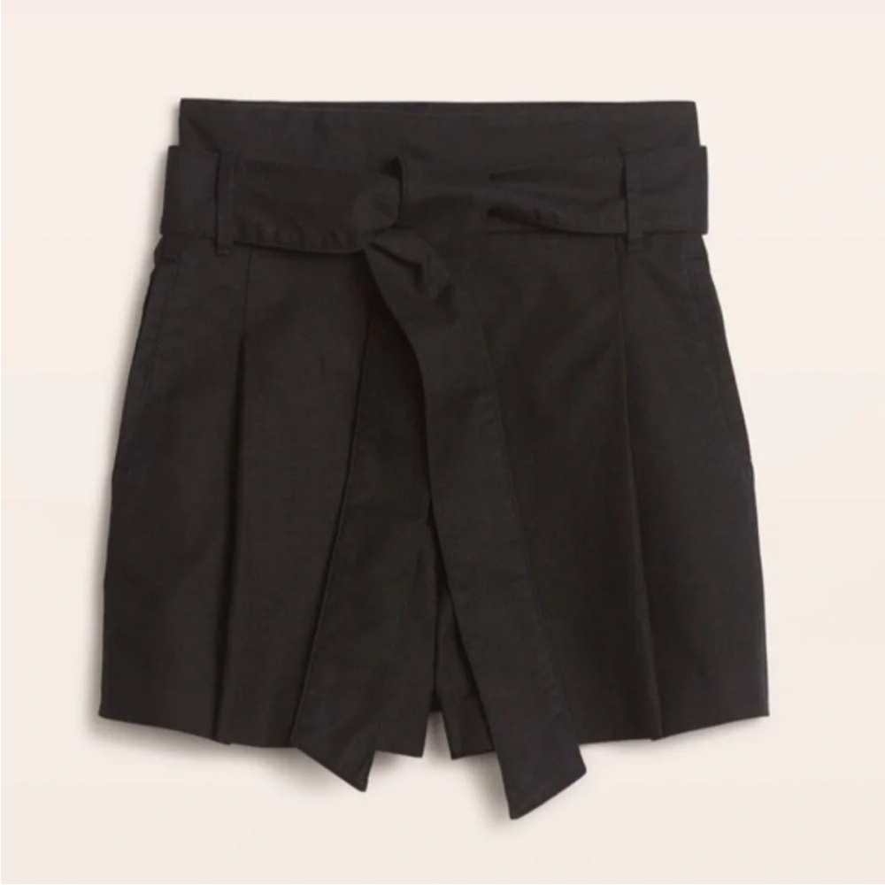 Aritzia Wilfred Marne shorts